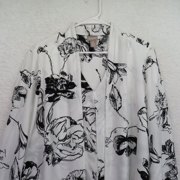 Chicos Shirt Womens Size Large Floral Print White Black Blouse Faux Cardigan - Picture 2 of 12